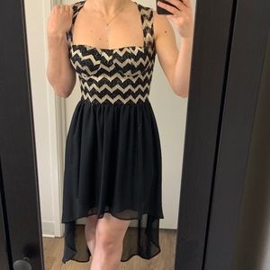 Chevron & Chiffon Dress 🍸